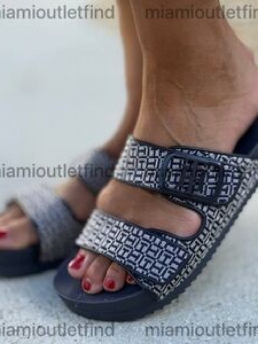Tommy Hilfiger Double-Strap Slide Sandals